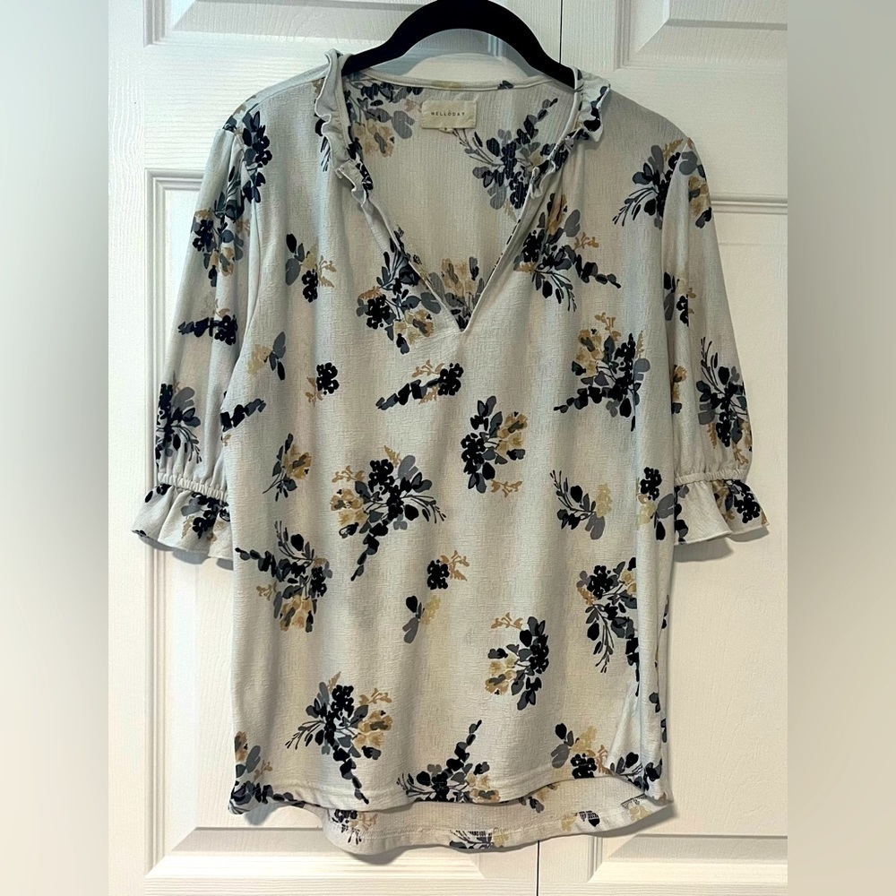 Women's Melloday Floral 3/4 Sleeved Blouse W/Ruffles at Collar & Sleeve